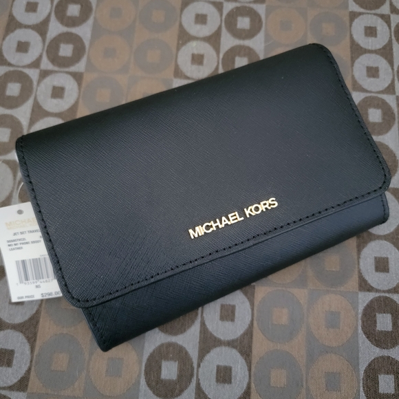 NWT Michael Kors Clutch - Picture 7 of 7